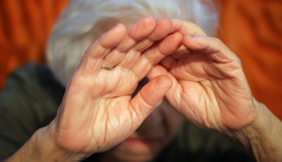 91 &eacute;ves, j&aacute;r&oacute;botos n&eacute;nit raboltak ki Miskolcon