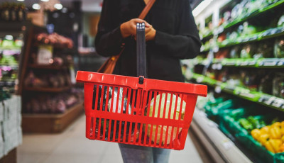 K&eacute;sz&uuml;ljetek mert holnap roham lesz a boltokban! - Nyitvatart&aacute;si kisokos a hossz&uacute; h&eacute;tv&eacute;g&eacute;re