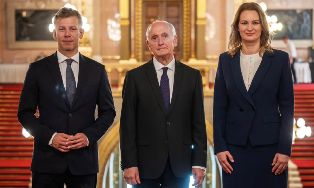 Hivatalos: M&aacute;t&oacute;l Baka Andr&aacute;s a k&ouml;zt&aacute;rsas&aacute;gi eln&ouml;k
