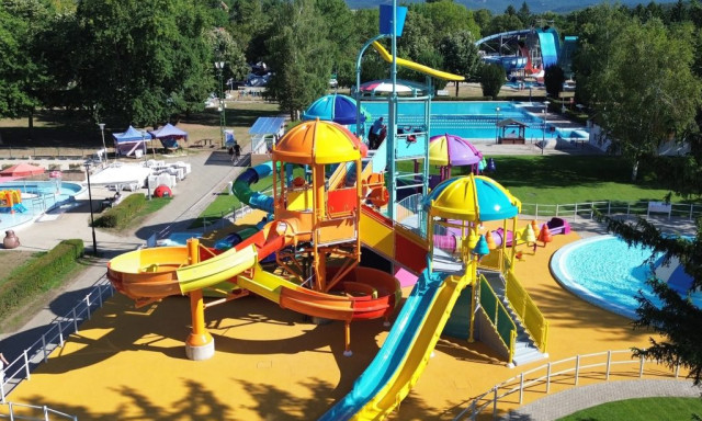M&aacute;r l&aacute;togathat&oacute; Borsod &uacute;j v&iacute;zi &eacute;lm&eacute;nyparkja, a Pancsol&oacute; Paradicsom