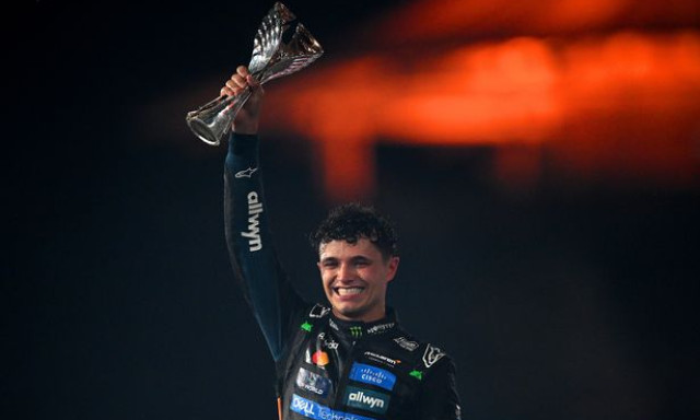 Norris a 2025-&ouml;s Forma-1 vil&aacute;gbajnoka - Harmadik hellyel is megőrizte előny&eacute;t Abu-Dzabiban