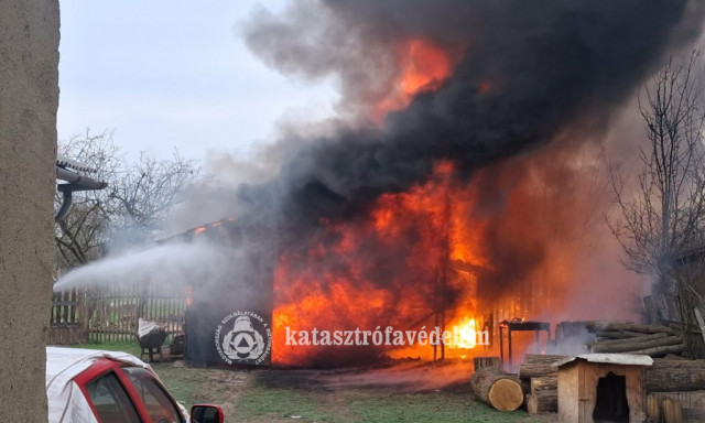 Elektromos meghib&aacute;sod&aacute;s okozhatta a t&uuml;zet D&ouml;v&eacute;nyen