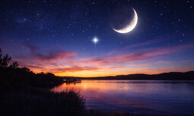 Ritka &eacute;gi l&aacute;tv&aacute;ny j&ouml;n: a Hold &eacute;s a V&eacute;nusz egy&uuml;tt ragyog a tavasz első est&eacute;j&eacute;n