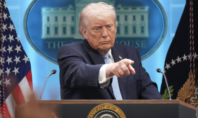 K&eacute;t hetes tűzsz&uuml;netben &aacute;llapodott meg Trump Ir&aacute;nnal, megnyitj&aacute;k a Hormuzi-szorost is