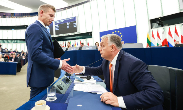 21 Kutat&oacute;k&ouml;zpont: h&aacute;romszor annyian szavazn&aacute;nak most a Tisz&aacute;ra, mint a Fideszre
