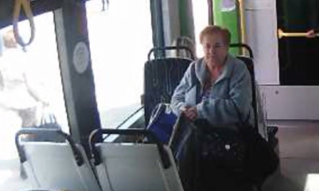 Felismered? Miskolci villamoson lopott, keresi a rendőrs&eacute;g