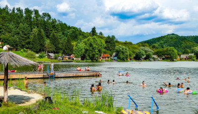 Komoly bakteri&aacute;lis fertőz&eacute;st mutattak ki egy borsodi strandon, azonnali hat&aacute;llyal bez&aacute;rt&aacute;k