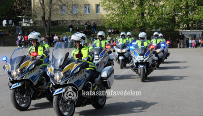 Id&eacute;n is sokan l&aacute;togattak el a K&eacute;kl&aacute;mp&aacute;sok ny&iacute;lt napj&aacute;ra