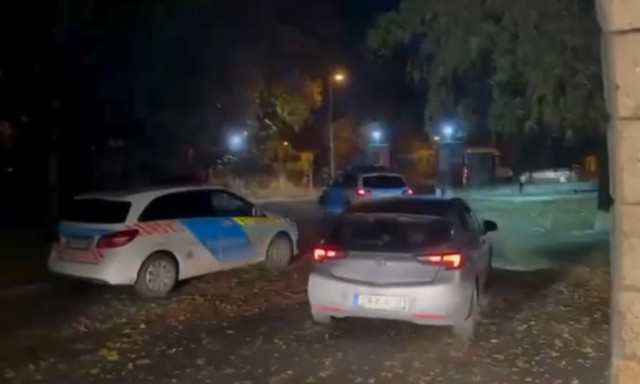 Hajnalban csaptak le egy pr&uuml;gyi d&iacute;lerre - VIDE&Oacute;