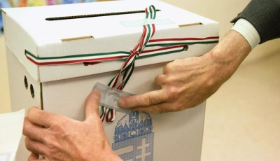 Kevesebb mint 48 &oacute;ra m&uacute;lva megnyitnak a szavaz&oacute;helyis&eacute;gek