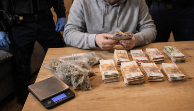 P&eacute;nzsz&aacute;mol&aacute;s k&ouml;zben csaptak le a kazincbarcikai d&iacute;lerre