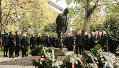 Mutatjuk az 1956-os forradalom &eacute;s szabads&aacute;gharc megeml&eacute;kez&eacute;seinek miskolci programjait