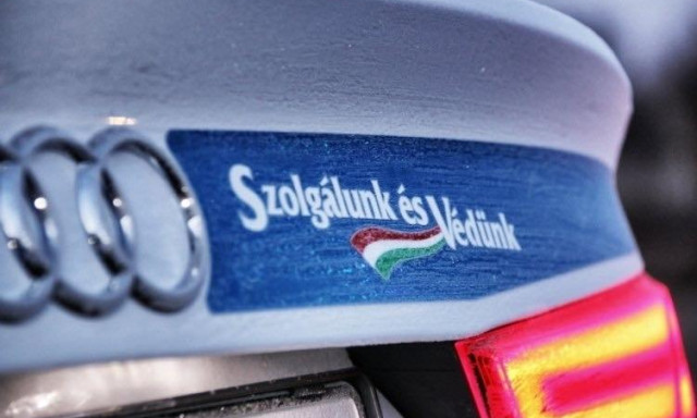 Egy &oacute;zdi f&eacute;rfi &eacute;let&eacute;t mentett&eacute;k meg a j&aacute;rőr&ouml;k