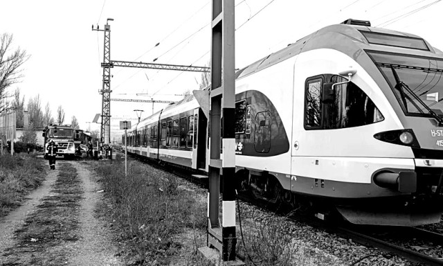 G&aacute;zolt a Szinva InterCity a miskolci fővonalon