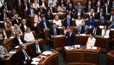 Megszavazta a parlament: szeptembertől áfamentesek lesznek a vényköteles gyógyszerek